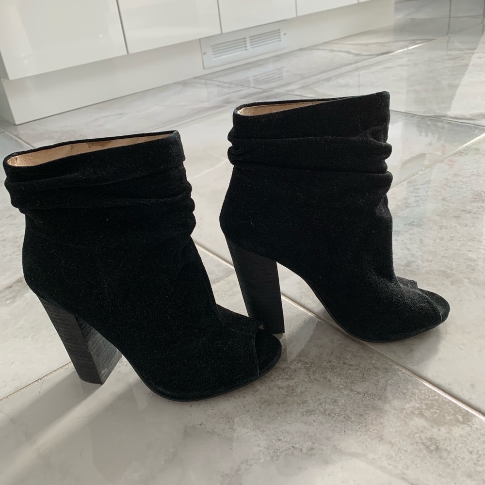 Chinese Laundry Peep toe bootie
